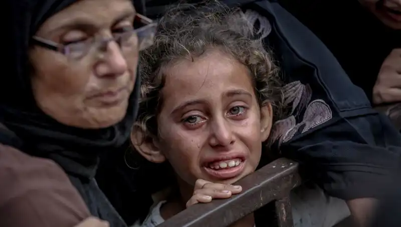 Gazze'de Açlık Krizi: İsrail Askerinden Şok Eden Eylem ve Sonuçları