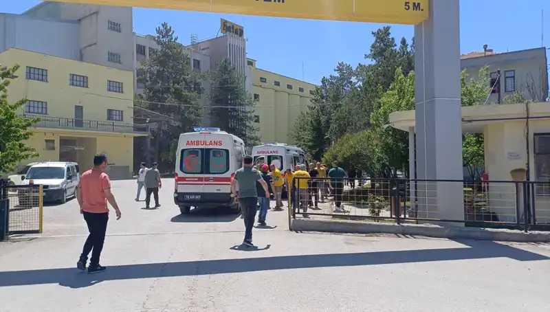 Çorum'daki Un Fabrikasında Patlama: 10 Yaralı, 1'i Ağır!