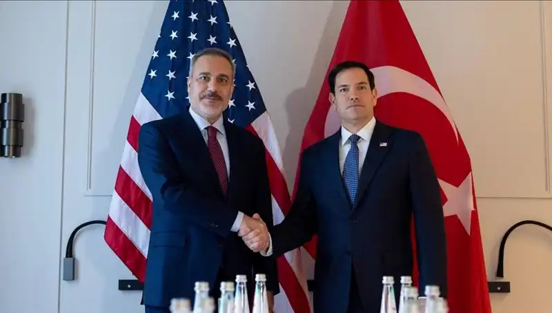 Dışişleri Bakanı Fidan, ABD'li Mevkidaşı Rubio ile Önemli Görüşme Gerçekleştirdi