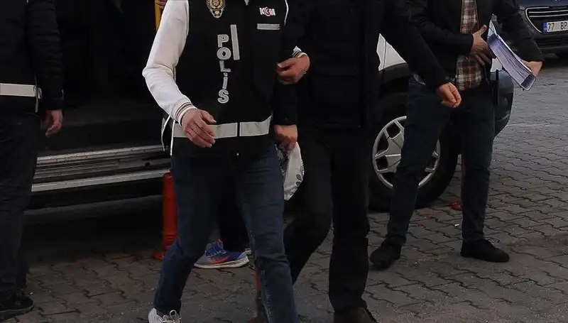 Samsun'da Uyuşturucu Operasyonu: Polisin Başarılı Hamlesi İki Şüpheliyi Ele Geçirdi