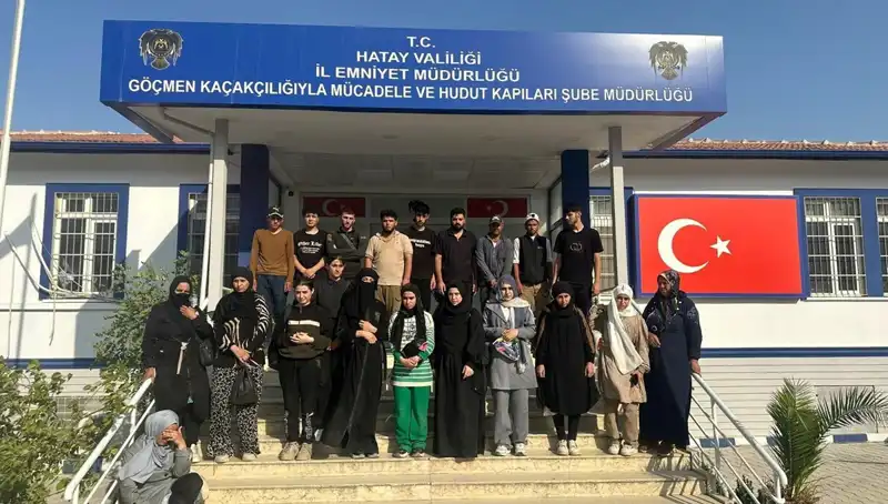 Minibüste 24 Göçmenin Yakalanması: Göçmenlik Sorunu Yeniden Gündemde