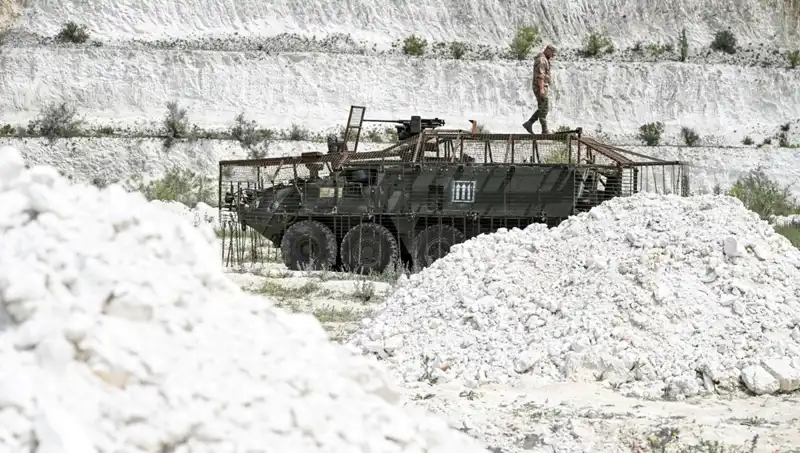 Ukrayna, ABD'li Yetkiliyi Bakanlığa Çağırarak Mühimmat Kesilmesini Eleştirdi
