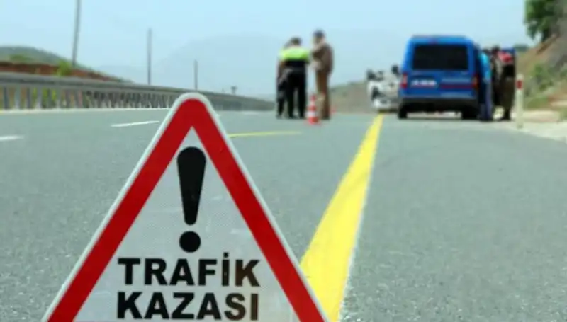 Bitlis'te Feci Kazalar: 19 Kişi Yaralandı, Hayat Durdu!