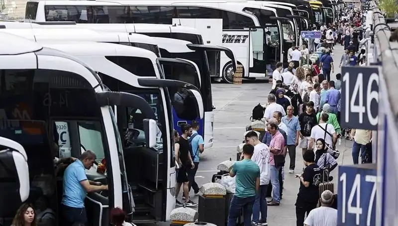 İstanbul'u Terk Edenlerin Sayısı: 369 Bin 453 Kişi Şehri Tercih Etmedi