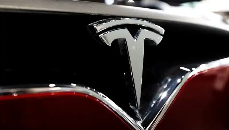 Tesla Türkiye’de Model Y Satış Tarihini Açıklıyor: Beklentiler Neler?